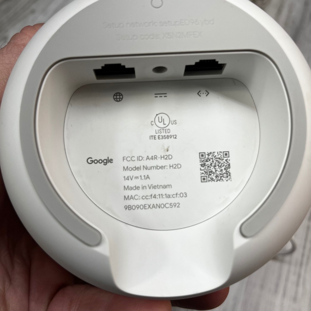 Google Nest Wifi Router Model H2D White Mesh Networking AC2200 Wireless Router - Picture 3 of 4